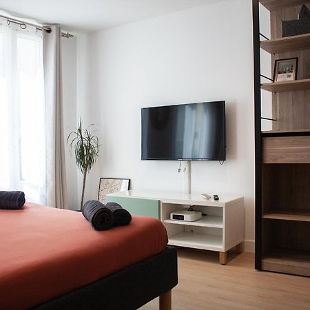 Apartament Studio Cosy En Plein Coeur Historique De Pontoise Zewnętrze zdjęcie