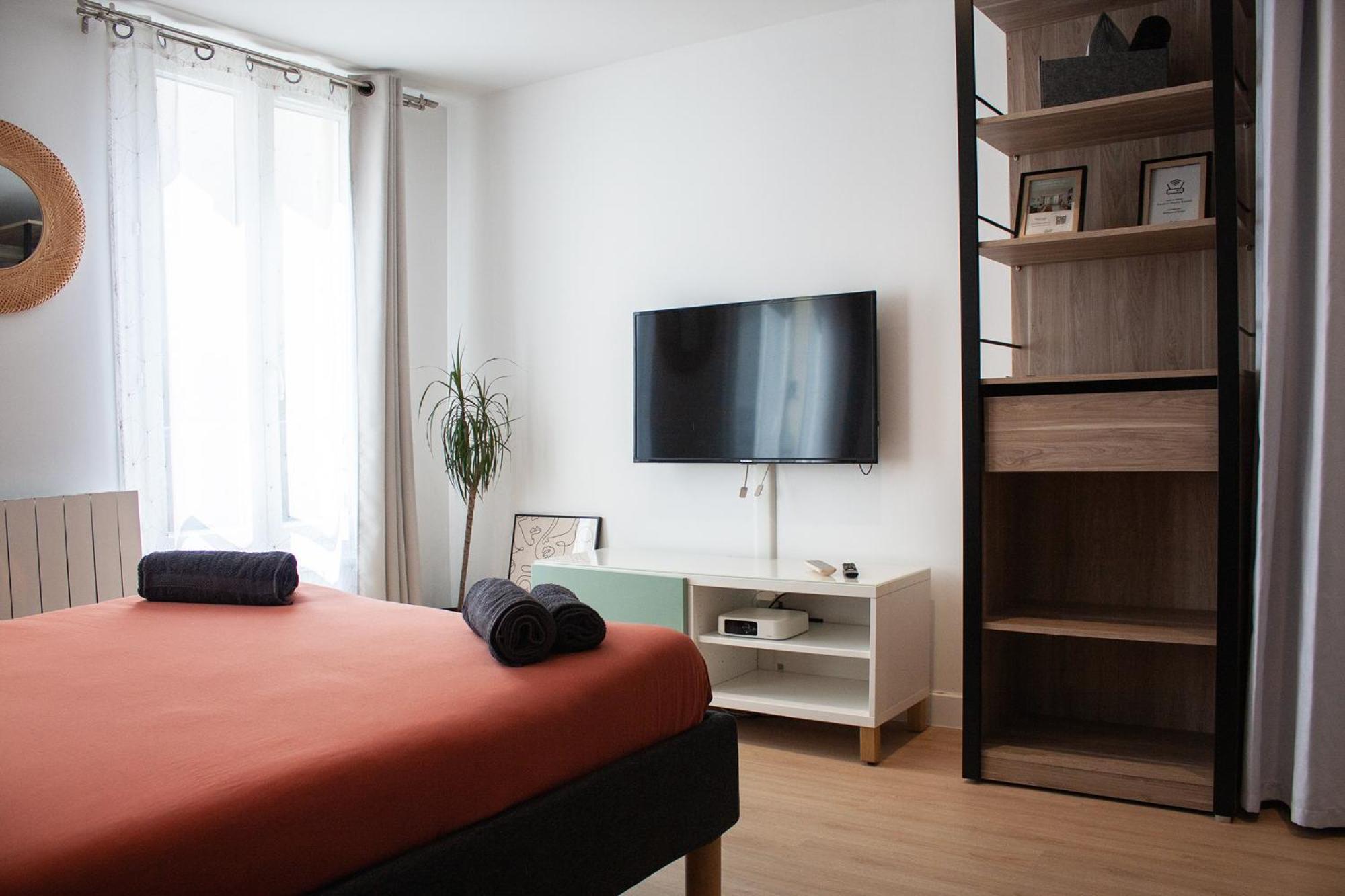 Apartament Studio Cosy En Plein Coeur Historique De Pontoise Zewnętrze zdjęcie