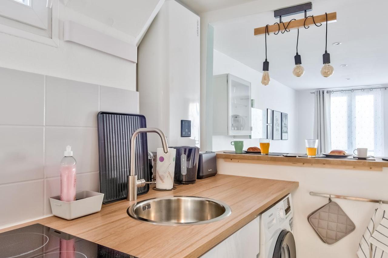 Apartament Studio Cosy En Plein Coeur Historique De Pontoise Zewnętrze zdjęcie